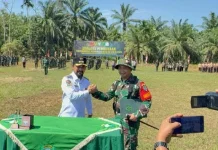 Pimpin Upacara TMMD, Bupati Al-Farlaky Tekankan Sinergi dan Pemberdayaan