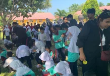 HIMAKO Unimal Edukasi Siswa lewat 100 Senyum