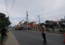 Respons Laporan Warga, Polisi Amankan Lokasi Baliho Patah