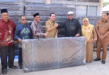 Dinsos Lhokseumawe Salurkan Bantuan Kasur ke Panti Asuhan