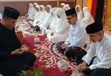 ASN Kemenag Aceh Timur Dilepas dengan Peusijuk dan Tausiyah