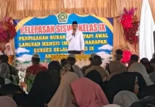 Siswa Kelas IX MTsS Dama Puteh Gelar Perpisahan