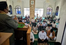 Kapolres AKBP Ahzan Sholat Idul Adha bersama Warga di Masjid Babuttaqwa Mapolres