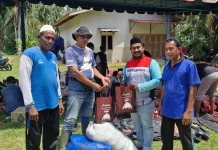 Wujud Kepedulian Kepada Masyarakat sekitar, Perta Arun Gas Berbagi Daging Qurban
