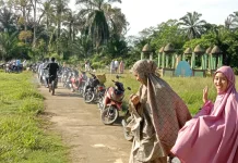 Tradisi Nyekar usai Salat Idul Adha Masih Lestari di Aceh Tamiang
