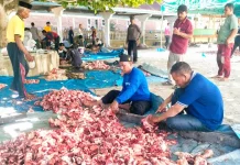 BKM Masjid Besar Al-Huda Tanah Pasir Salurkan 1.360 Paket Daging Kurban ke 6 Desa