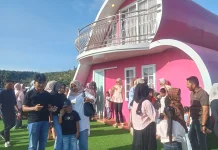 Pesona Villa Pink Love Wisata Alam Seulawah RG di Aceh Besar