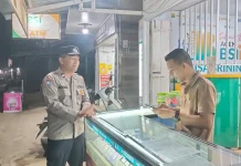 Hadir di tengah Masyarakat, Polisi Pastikan Situasi Muara Batu Kondusif