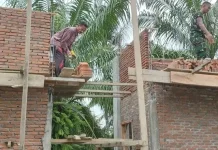 Pembangunan Mushola Ali Imran di Lhok Reudeup Terus Dipacu