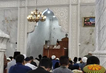 Menjaga Lisan, Larangan Memberi Julukan Buruk kepada Sesama
