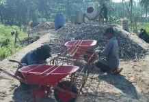 Pembangunan Jembatan Perintis Rambong Payong Terus Berjalan