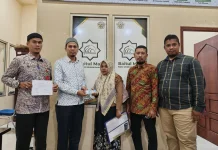 Baitul Mal Kota Salurkan Bantuan Biaya Pengobatan bagi Penderita Kanker Otak