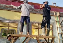 Babinsa Dampingi Revitalisasi SD Negeri 1 Baktiya Barat