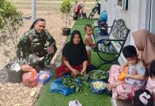 Manfaatkan Waktu Silaturahmi, Kedekatan dengan Warga Huntara Makin Erat