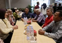 Kak Na Silaturahmi dengan Masyarakat Aceh di Makassar