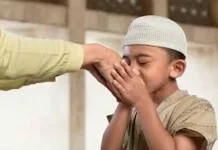 Menjadi Anak Muda Modern yang Tetap Berakhlak