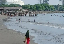 Hari Libur Dimanfaatkan Warga Berkunjung ke Pantai Ujong Blang
