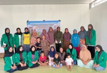 Mahasiswa Psikologi Unimal Dampingi Penyintas Banjir Pulihkan Trauma