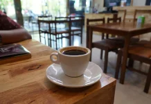 Niat Begadang Minum Kopi, Kok Malah  Mengantuk? Ini Penyebabnya