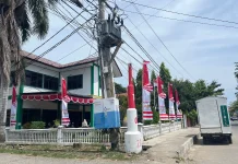 Deretan Merah Putih Semarakkan Kantor DSIPD Lhokseumawe