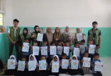 Mahasiswa Unimal Edukasi Anak TK TPQ Darul ‘Ulum