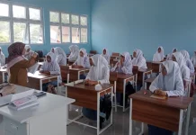 Siswa SMKN 1 Baktiya Barat Kembali Aktif Beraktivitas Pascabanjir