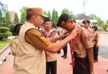 Wakil Wali Kota Lhokseumawe Lantik Pramuka Garuda dan Lepas Kontingen Jamnas XII