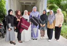 Kak Na Tinjau Sentra Kerajinan Tenun di Bireuen
