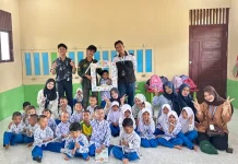 Mahasiswa KKN Unimal Edukasi PHBS Anak TK Aisyiyah Krueng Seunong