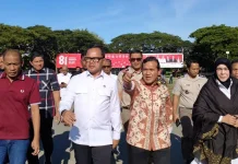 Wamendagri Didampingi Wagub Aceh Tinjau Lapangan Blang Padang