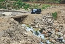 Jalan Lokop-Pining Masih Terputus, Tiga Titik Jadi Kendala