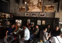 Tren Nongkrong Anak Muda