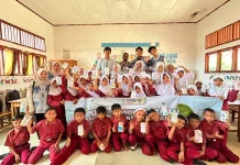 Mahasiswa KKN Unimal Edukasi Literasi Keuangan di SDN 7 Nisam