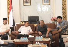 Pimpinan DPRA dan Wagub Aceh Bahas Percepatan Qanun dan Stabilitas Sosial