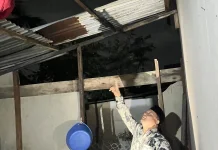 Sembilan Rumah Rusak, Bupati Aceh Timur Salurkan Bantuan