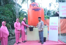 Bhayangkari Peduli Hadirkan Sumur Bor untuk Warga Terdampak Banjir di Langkahan