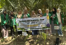 Mahasiswa KKN Unimal Kelompok 59 Tanam Tanaman Obat Keluarga di Desa Keude Krueng