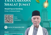 Tgk. H. Abdul Manan Sampaikan Khutbah Jumat di Masjid Syura Kandang