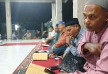 Pengajian Umum Masyarakat , Abi Samsul Ajak Jamaah Tingkatkan Pemahaman Agama