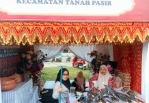 Stand Tanah Pasir Pamerkan Produk Unggulan Lokal di Milad ke-800 Samudera Pasai