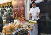 Langkahan Bangkit, Hasil Bumi Pascabencana Dipamerkan di Piasan Pase 800 Tahun.