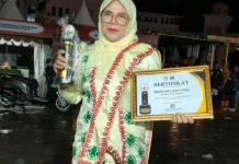 Bu Dini Raih Anugerah Tokoh Seni dan Budaya Aceh Utara 2026