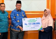BPJS Ketenagakerjaan Serahkan Manfaat Rp127,5 Juta untuk Ahli Waris Karyawan IAIN