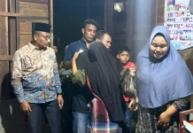 Tangis Haru Sambut Kepulangan Marzuki Warga Aceh, yang Dideportasi dari Malaysia