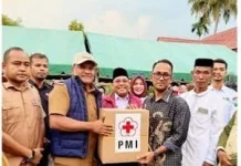 Bupati Bireuen dan PMI Salurkan Bantuan untuk Korban Banjir di Simpang Jaya
