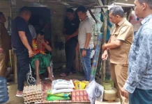 Baitul Mal Aceh Utara Salurkan Bantuan untuk Keluarga M. Yakop di Sawang