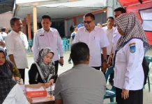 Sekda Langsa Tinjau Penyaluran Jadup Tahap II