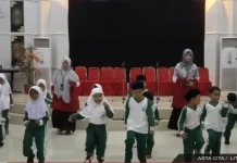 Peran Orang Tua Jadi Kunci Dampingi Anak di Era Teknologi
