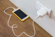 Kenapa Charger Bisa Panas saat Dipakai?