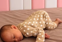 Bayi Tidur Menungging, Orang Tua Perlu Perhatikan Posisi Tidurnya
